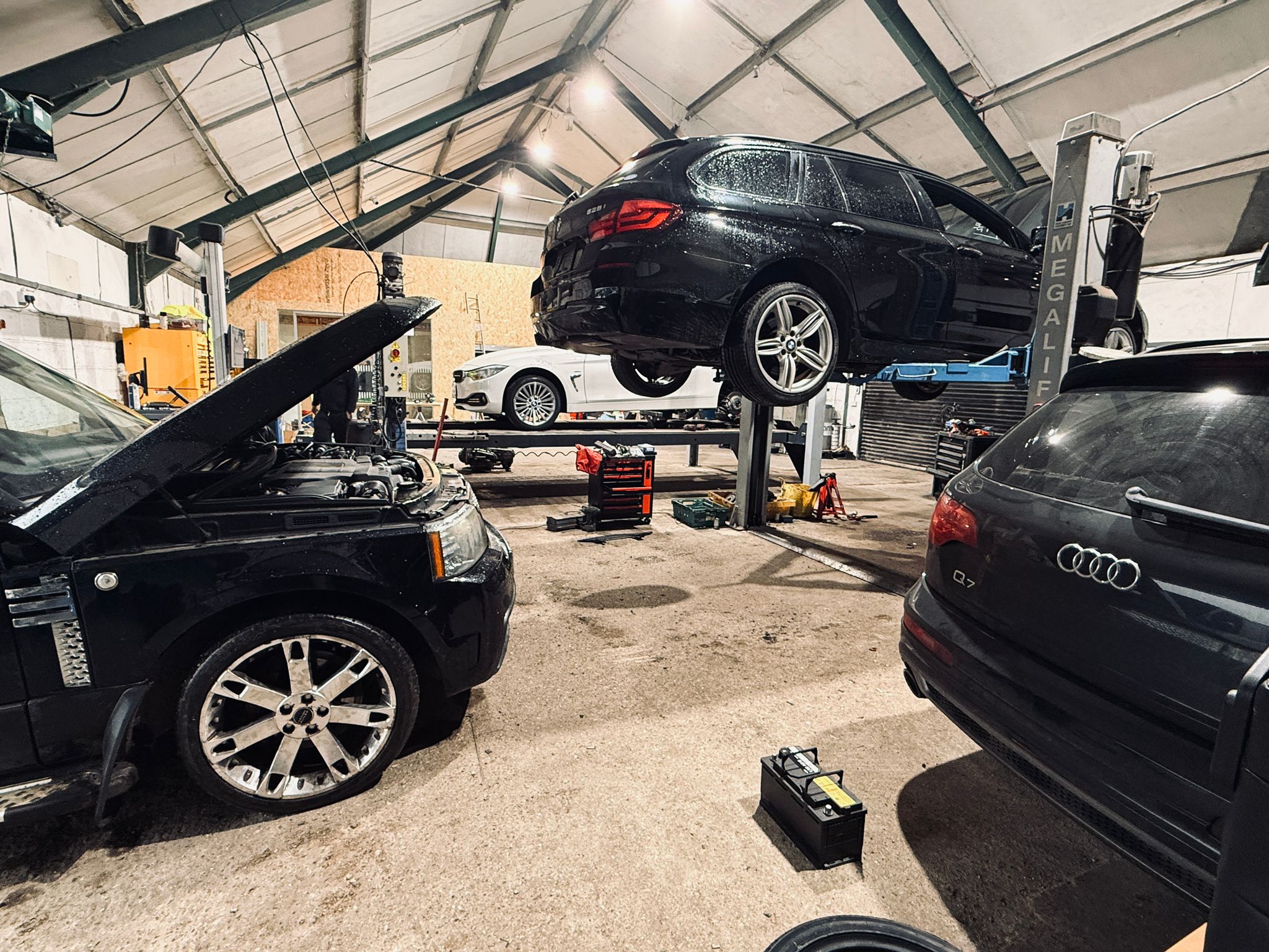 AG Auto Tech Tadley workshop